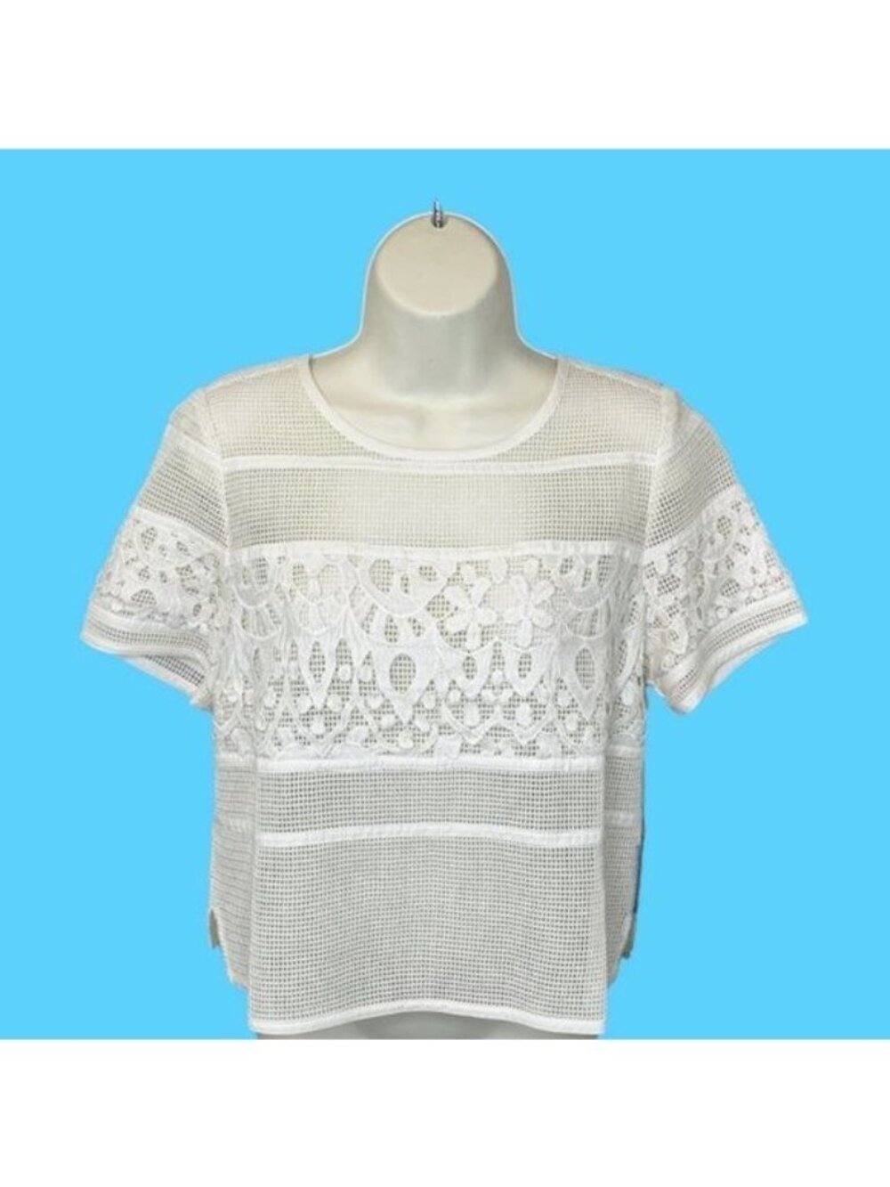 NWT CHICO'S BLACK LABEL ANTIQUE WHITE OPEN MESH & LACE TOP - SMALL